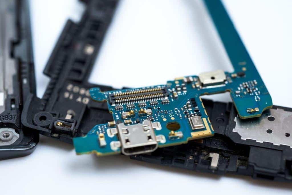 Google Pixel Mobile Charging Issue